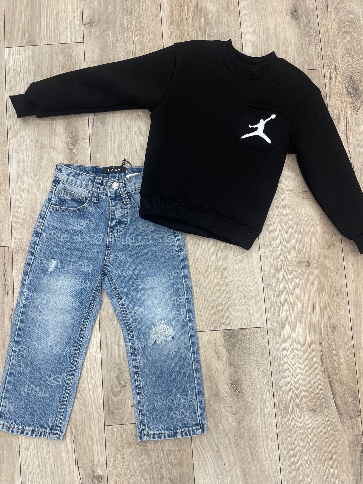 Jeans Scritte